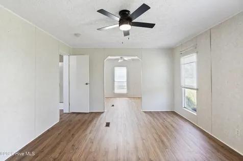 1678 Fred Harrison Road Snow Hill NC 28580
