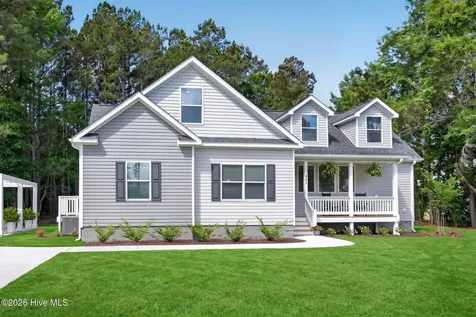 451 Governors Road SE Winnabow NC 28479