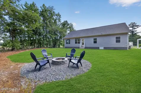 451 Governors Road SE Winnabow NC 28479