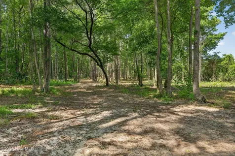 451 Governors Road SE Winnabow NC 28479