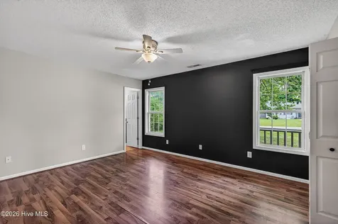 125 Sweetwater Drive Jacksonville NC 28540