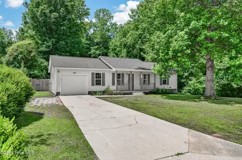 125 Sweetwater Drive Jacksonville NC 28540
