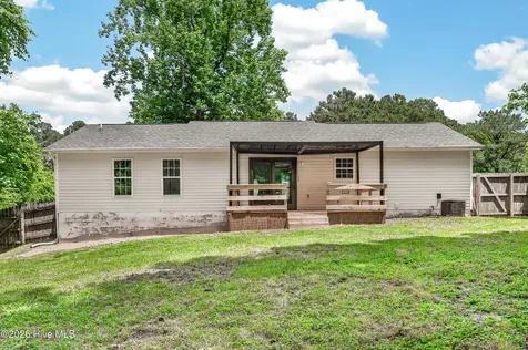 125 Sweetwater Drive Jacksonville NC 28540