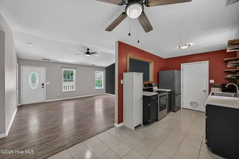 125 Sweetwater Drive Jacksonville NC 28540