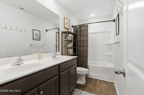 303 Ginger Drive New Bern NC 28560