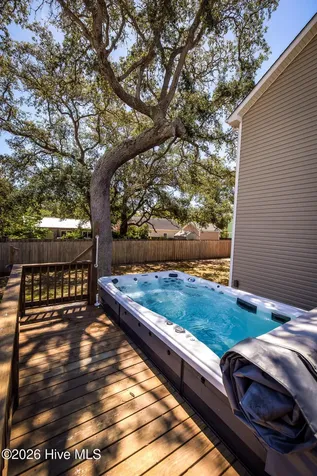 116 NW 8th Street Oak Island NC 28465