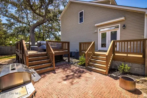 116 NW 8th Street Oak Island NC 28465