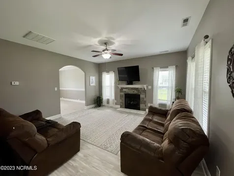 132 Foggy River Way Jacksonville NC 28540