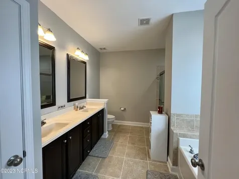 132 Foggy River Way Jacksonville NC 28540
