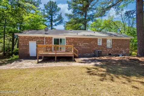 200 Sandhills Circle Pinehurst NC 28374