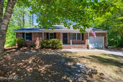 200 Sandhills Circle Pinehurst NC 28374