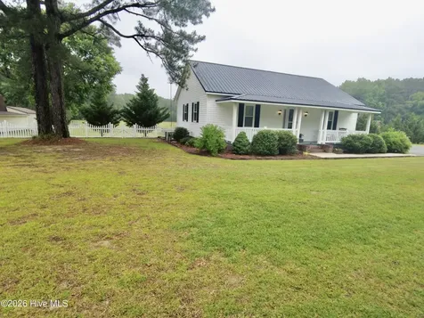 1329 Nc 137 Eure NC 27935