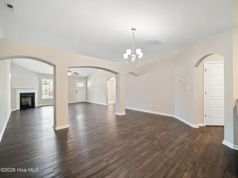 123 Grantham Place New Bern NC 28560