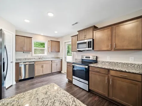 123 Grantham Place New Bern NC 28560
