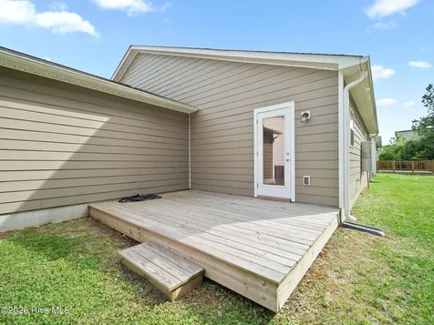 123 Grantham Place New Bern NC 28560