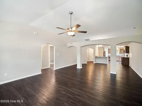 123 Grantham Place New Bern NC 28560