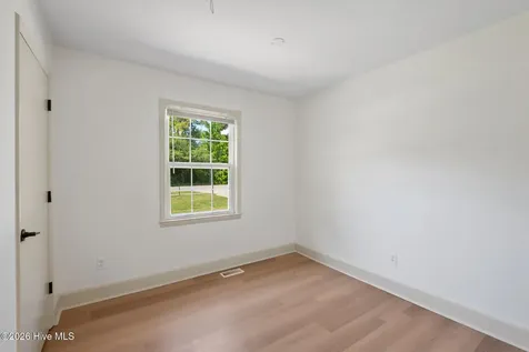 3521 Middle Sound Loop Road Wilmington NC 28411