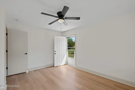 3521 Middle Sound Loop Road Wilmington NC 28411