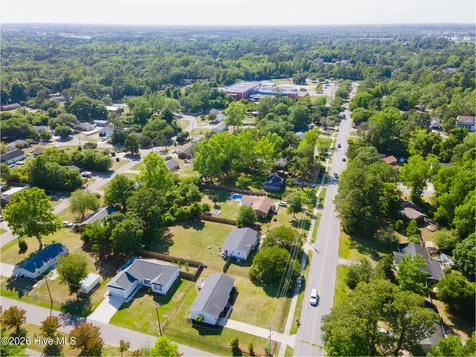 3521 Middle Sound Loop Road Wilmington NC 28411