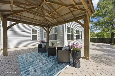 105 Pagoda Court Hampstead NC 28443