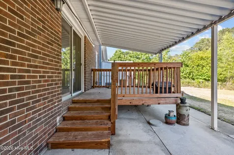 207 Maplehurst Drive Jacksonville NC 28540