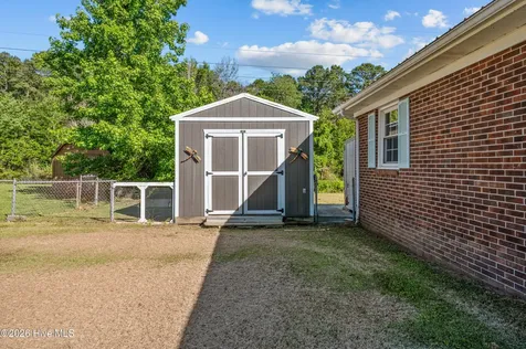 207 Maplehurst Drive Jacksonville NC 28540