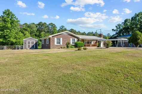 207 Maplehurst Drive Jacksonville NC 28540