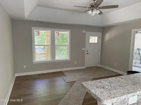 131 Dozier Street Jarvisburg NC 27947
