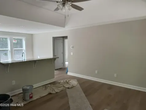 131 Dozier Street Jarvisburg NC 27947