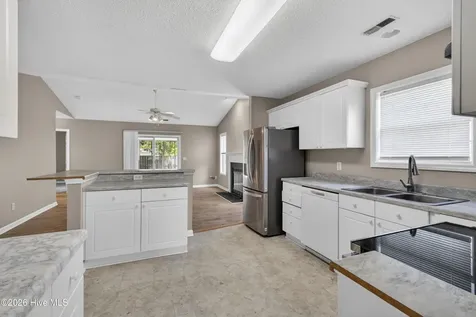 310 Buckhurst Drive Wilmington NC 28411
