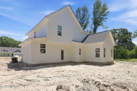 228 Telluride Court Aberdeen NC 28315