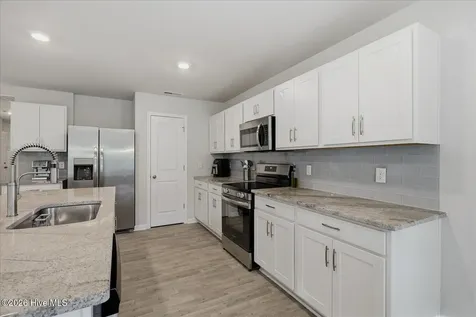 1697 W Coronado Avenue SE Bolivia NC 28422