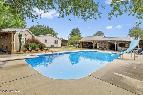2943 Cherry Lane Kinston NC 28504
