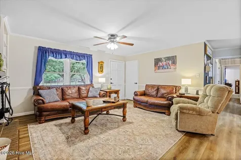 2943 Cherry Lane Kinston NC 28504