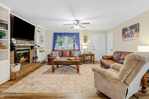2943 Cherry Lane Kinston NC 28504