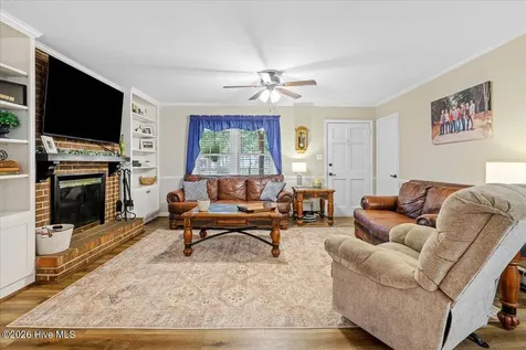 2943 Cherry Lane Kinston NC 28504