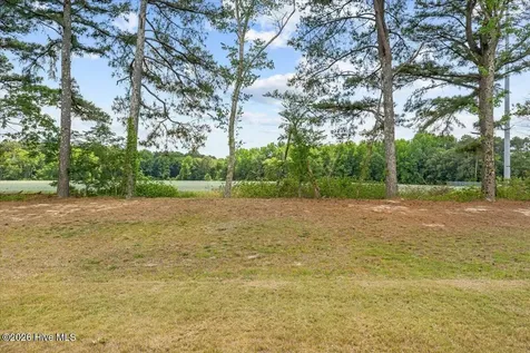 4915 Pioneer Drive Sanford NC 27330