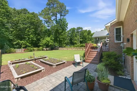 110 Creekview Road New Bern NC 28562