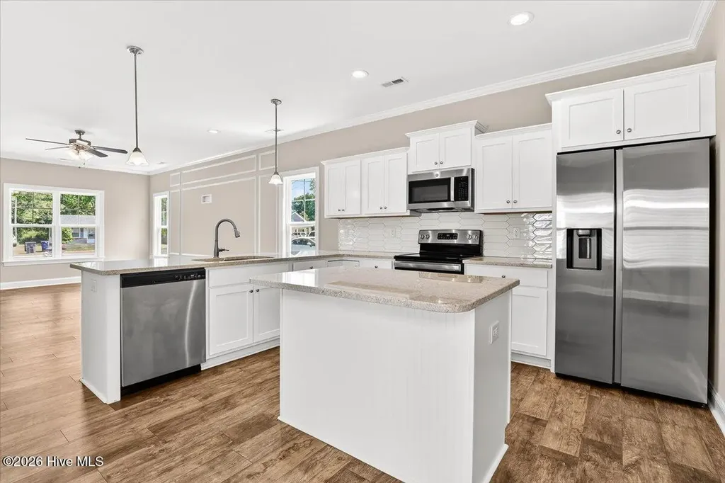 706 S Pollock Street Selma NC 27576