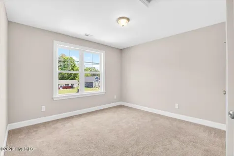 706 S Pollock Street Selma NC 27576