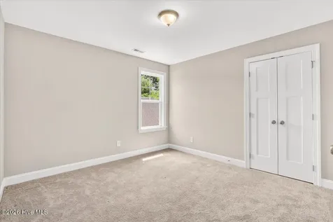 706 S Pollock Street Selma NC 27576