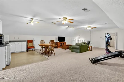 105 W Raintree Lane Goldsboro NC 27534