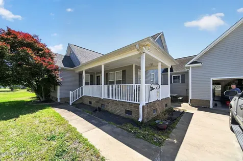 259 Clarks Neck Road Washington NC 27889
