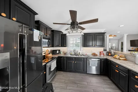 259 Clarks Neck Road Washington NC 27889
