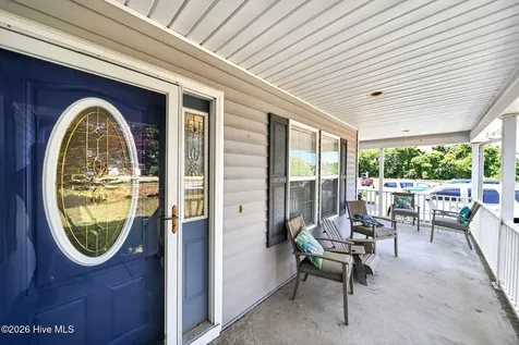 259 Clarks Neck Road Washington NC 27889