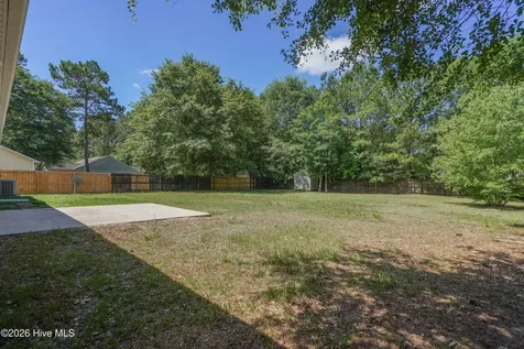 102 Ashbury Park Lane Richlands NC 28574
