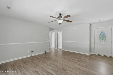 102 Ashbury Park Lane Richlands NC 28574