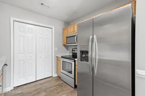 102 Ashbury Park Lane Richlands NC 28574