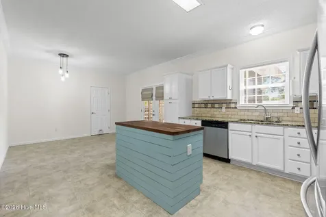 2592 Waterscape Drive SW Supply NC 28462