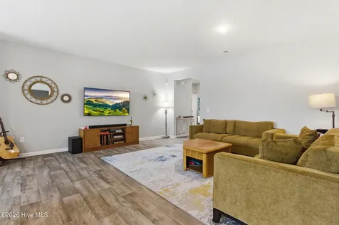 302 Ginger Drive New Bern NC 28560